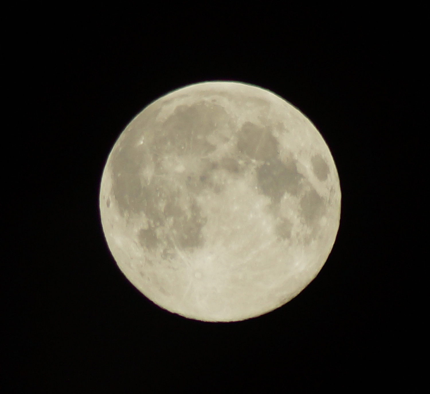 Księżyc widziany w Grzybnie. fot.nadesłane/Wiktoria
